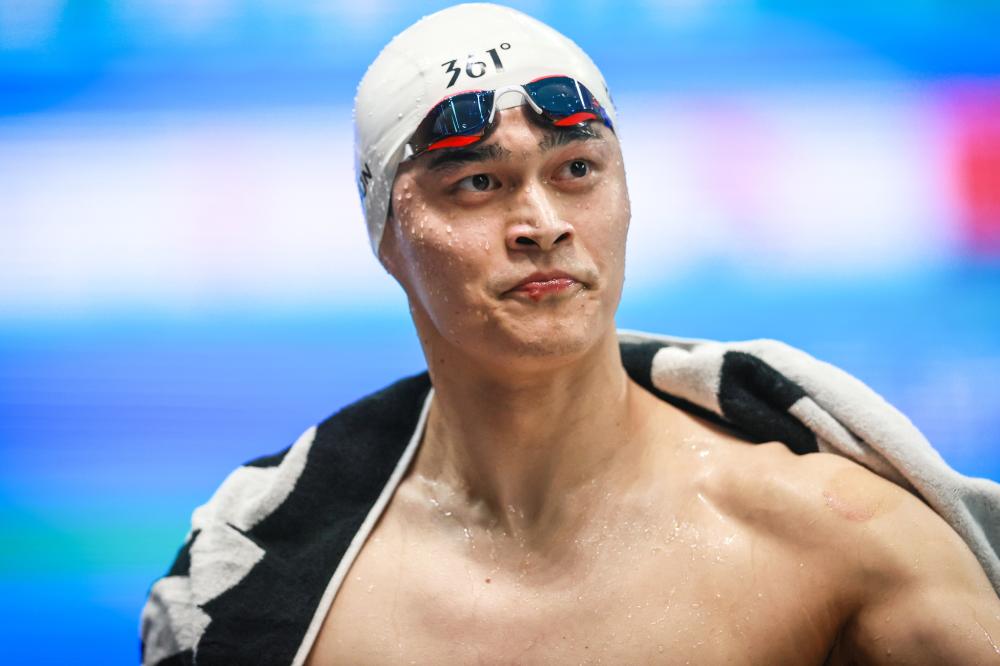 15场11球！19岁亿元小妖搅动冬窗，利物浦抢得赢吗？