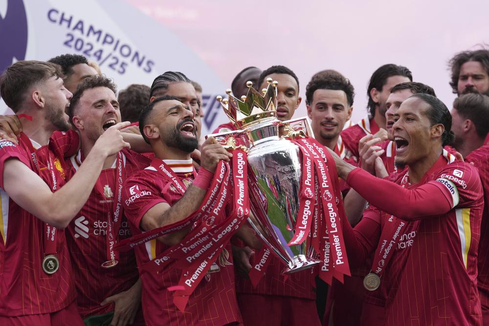 世体：霍安·加西亚可出战欧冠，巴尔德、埃里克·加西亚情况类似